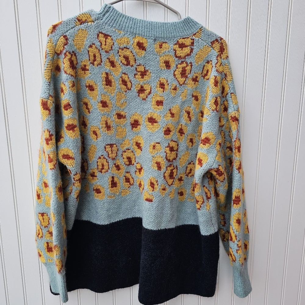 Chicsoul Leopard Patterned Sweater - Blue/Yellow/Rust 1XL - Picture 5 of 5